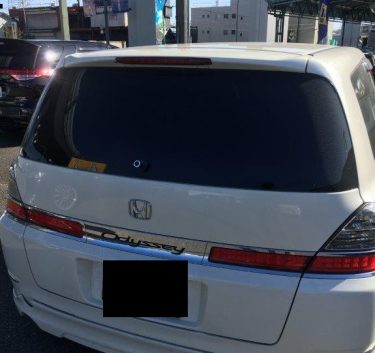 ホンダ　オデッセイ　布シート焦げ穴修理 | 埼玉県戸田市