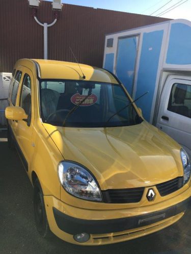 ルノー カングー  ステアリング擦れ修理 | 埼玉県戸田市 |