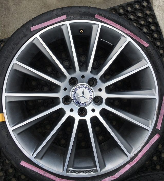 メルセデスベンツC180(W205)純正ダイヤモンドカットホイール