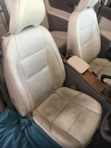 車の内装の色剥げ、剥け、痛みについて